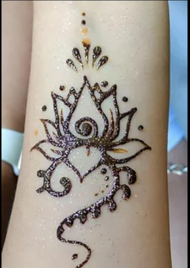 Lotus Henna